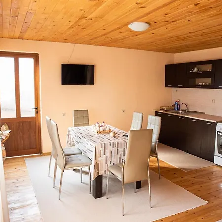 Guest house Dimitrovi Family