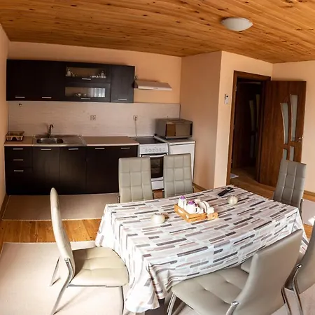 Dimitrovi Family Guest house Rupite
